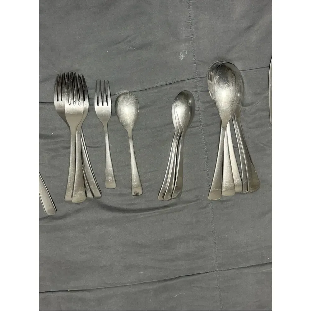 28 Pc Vintage Teardrop Flatware Set Stainless Silverware Service 7+